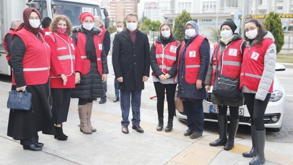 Başkan Deveci’den Gençlere Kan Bağışı Çağrısı!