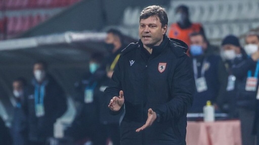 Ertuğrul Sağlam, ‘Çok Enteresan Şeyler Oluyor’!