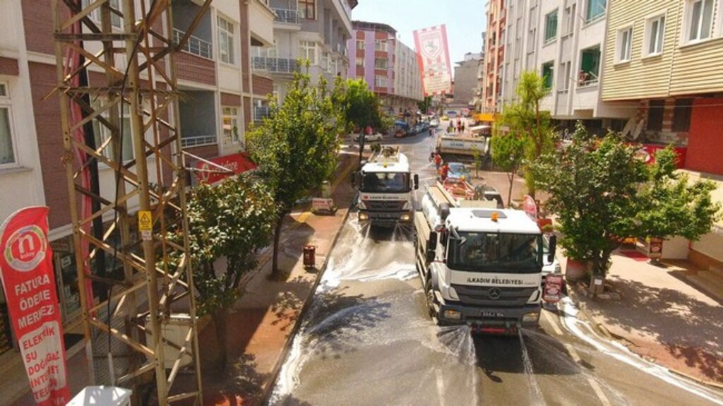 Temizlik Ekipleri Samsun'da Sokak Sokak Bayram Temizliği Yapıyor!