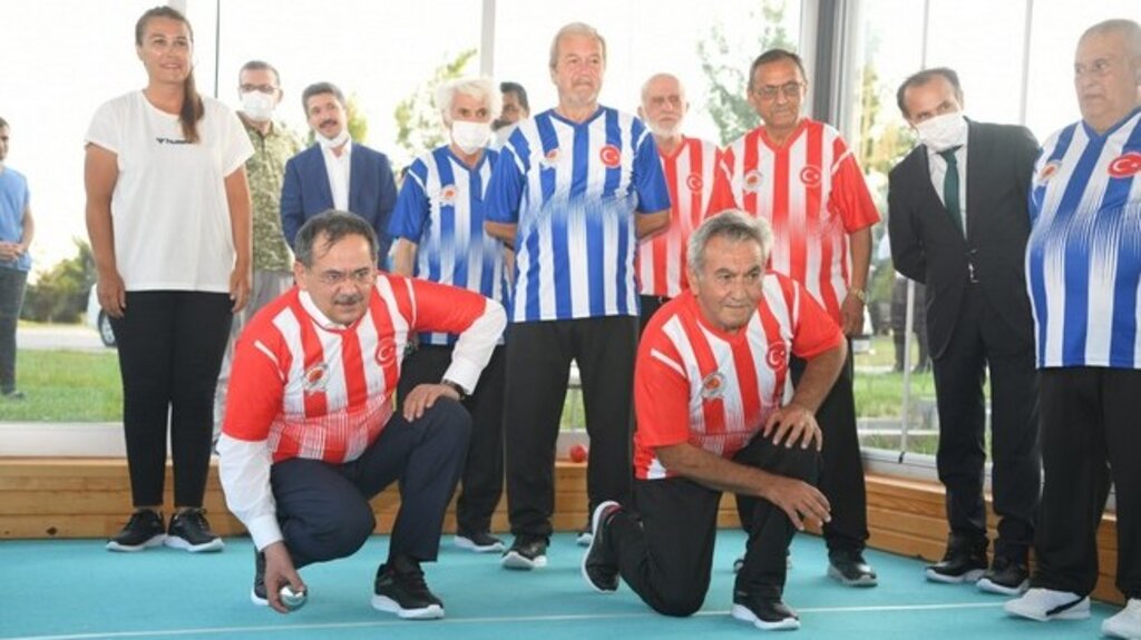 Başkan Demir, Huzurevi Sakinleri İle Vakit Geçirdi!