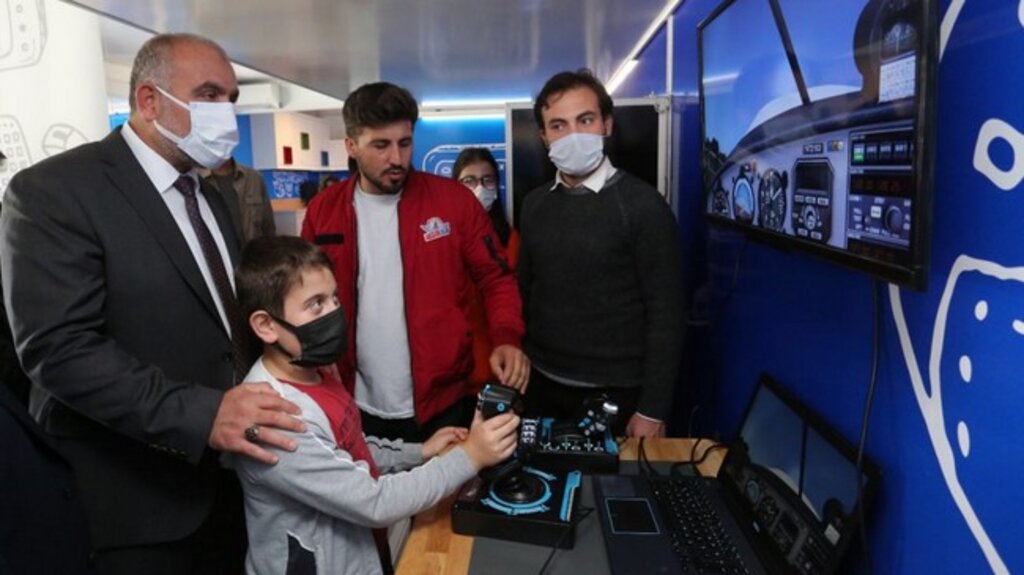 Başkan Sandıkçı, 'Canik'te En Büyük Yatırım Gençlere'!