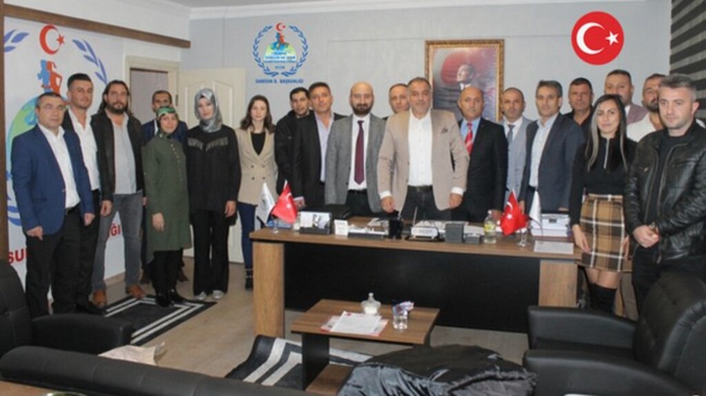 Dünyanın Donanımlı Gençlere İhtiyacı Var!
