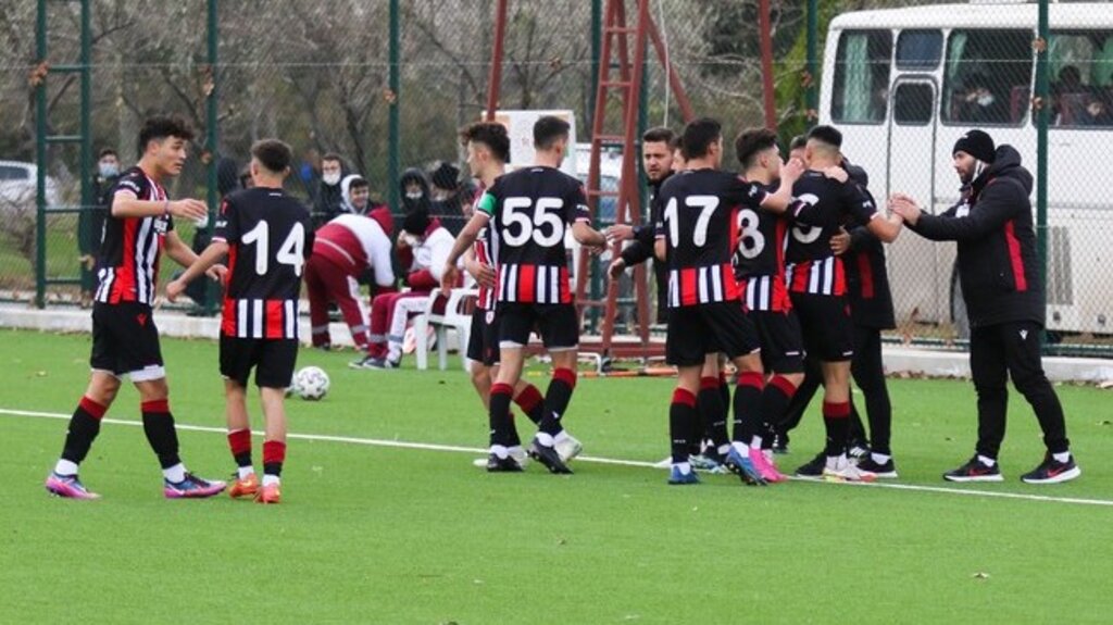 Samsunspor’un Gençlerinden Giresunspor’a Farklı Tarife!