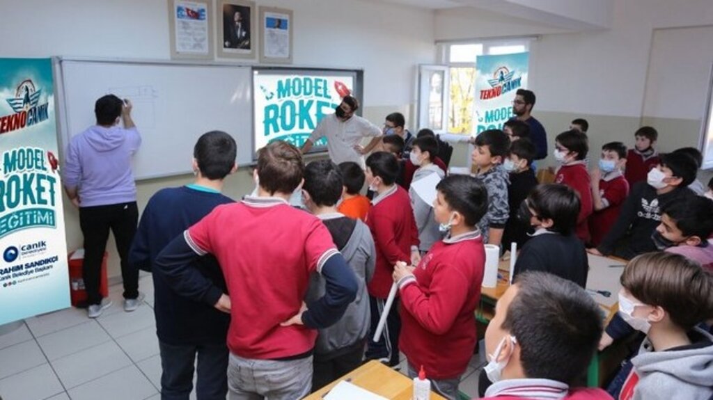 Geleceğin Bilim İnsanlarına Canik’te Dev Yatırım!