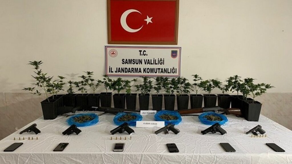 Samsun’da 25 Zehir Tacirine Gözaltı!