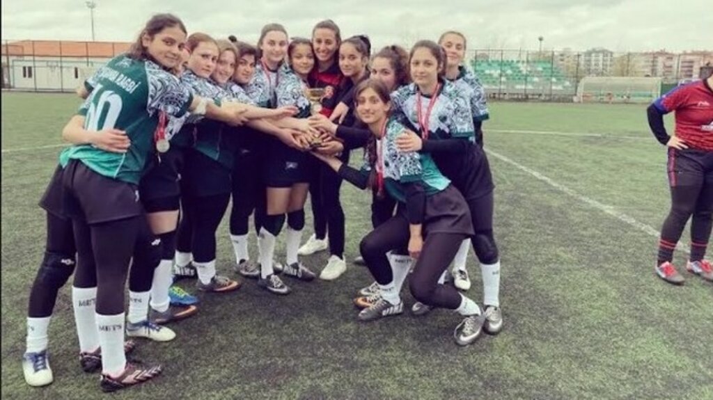 U-18 Kadınlar Ragbi Türkiye Şampiyonası Samsun Temsilcileri Belli Oldu!