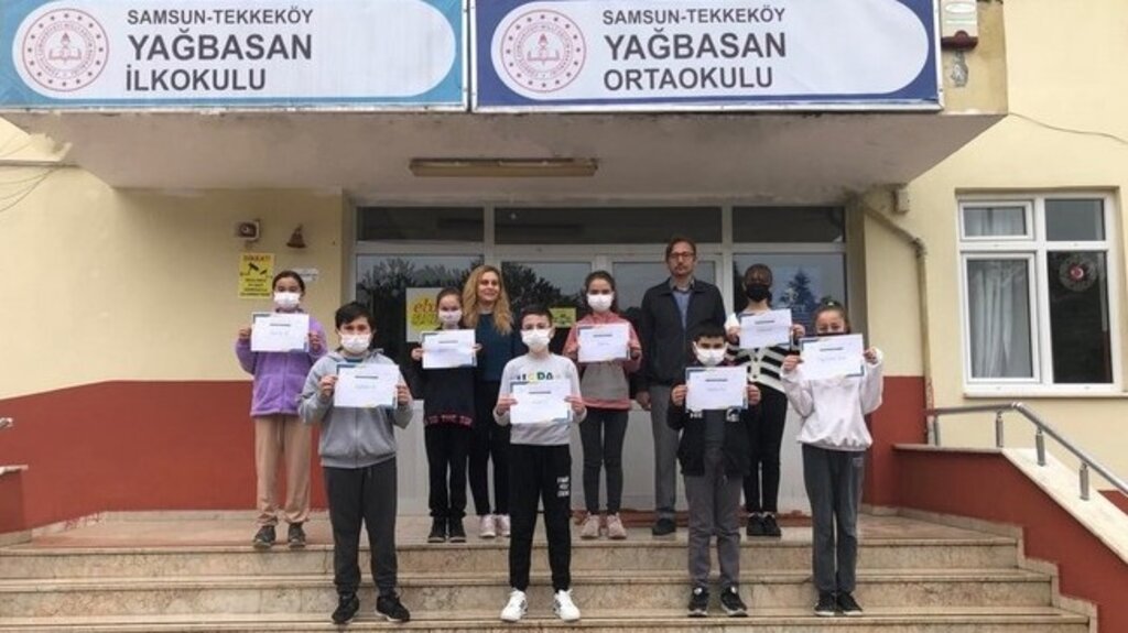 Yağbasan Ortaokulu’nda İngilizce Ve Teknoloji Bir Arada!