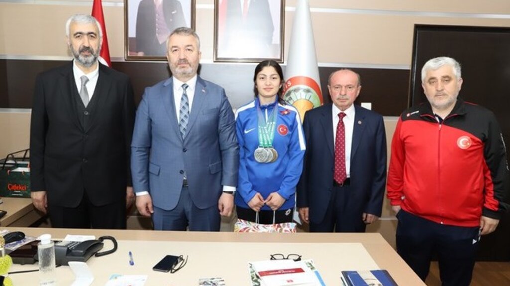 Samsunlu Milli Sporcu Brezilya’dan Madalyalarla Döndü!