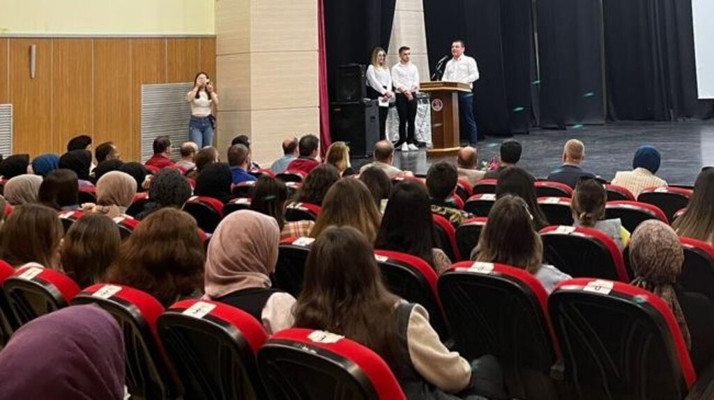 Adnan Ölmez OMÜ’lü Gençlerle Söyleşide Buluştu!