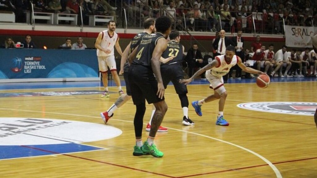 Samsunspor Basketbol Final Serisinde 1-0 Yaptı!
