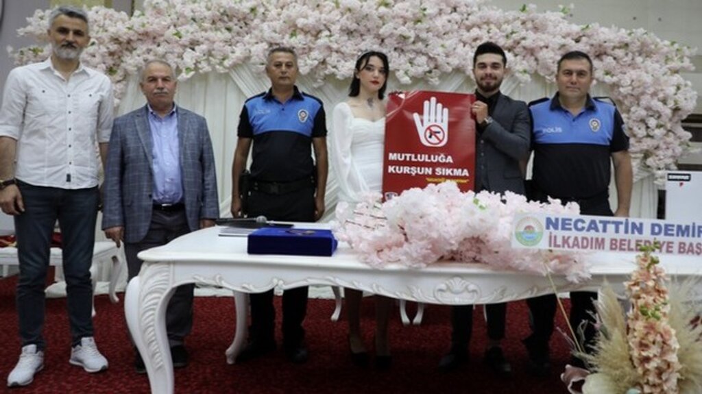 Toplum Destekli Polisin Çalışmasına Başkan Demirtaş’dan Destek!