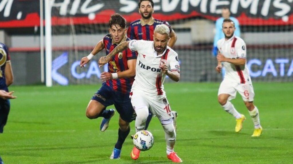 Samsunspor İzmir'den Eli Boş Dönüyor!