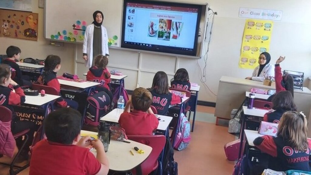 ‘Bu Okulda Hemşire Var’ Projesi Samsun’da Devam Ediyor!