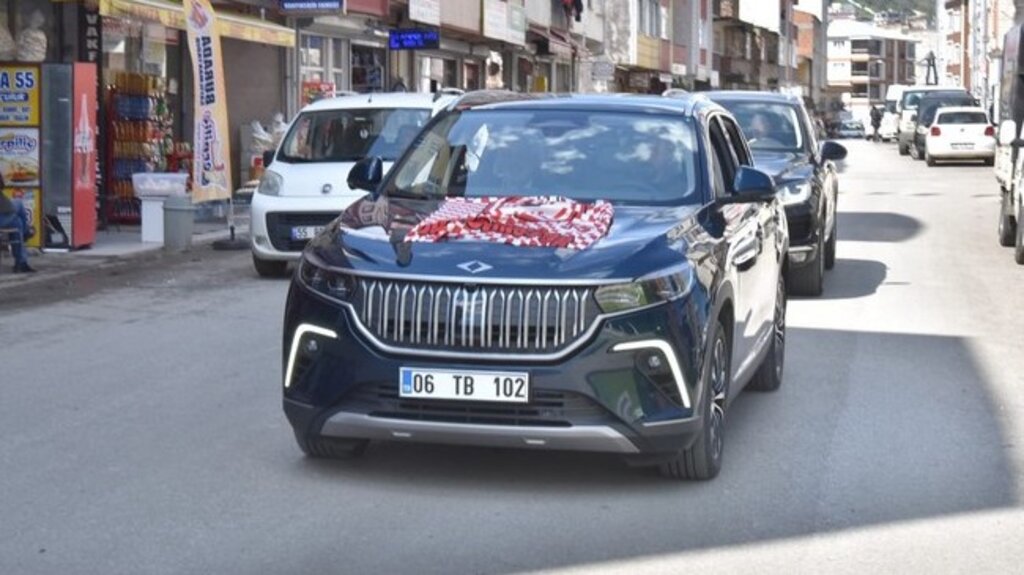 TOGG Samsunspor Bayrağı İle Samsun Caddelerinde!