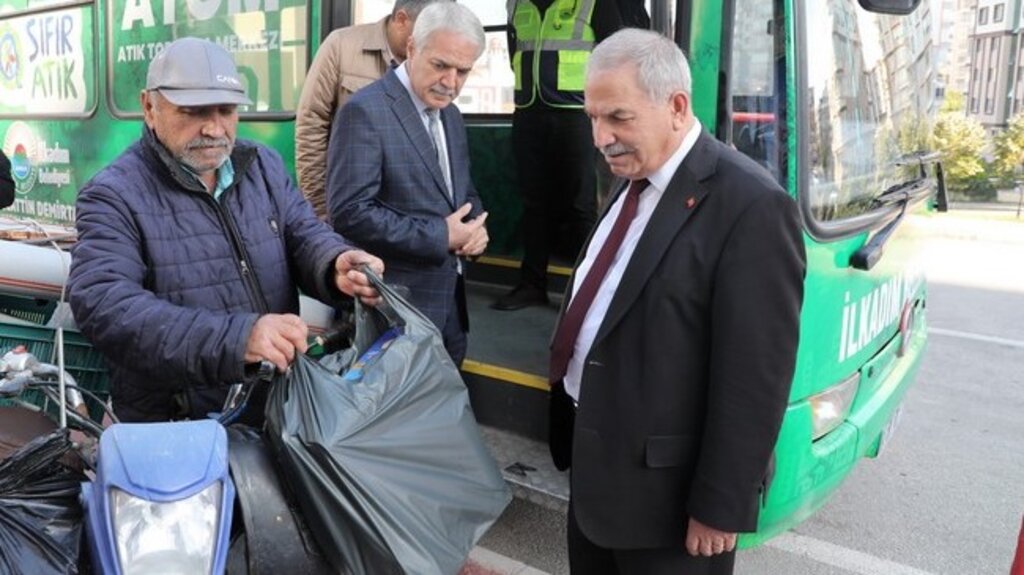 Başkan Demirtaş, ‘Getir Atığını Al Harçlığını Projesi Yarınların Geleceğidir’!