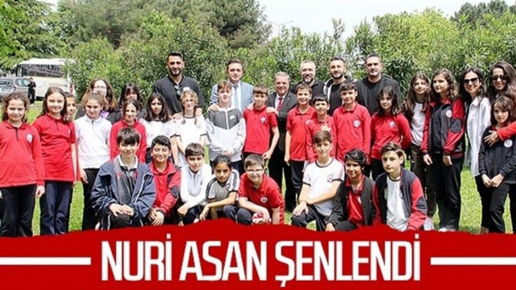 Nuri Asan Öğrencilerle Şenlendi!