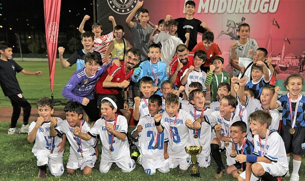Minik Dev Adamlardan Muhteşem Final!