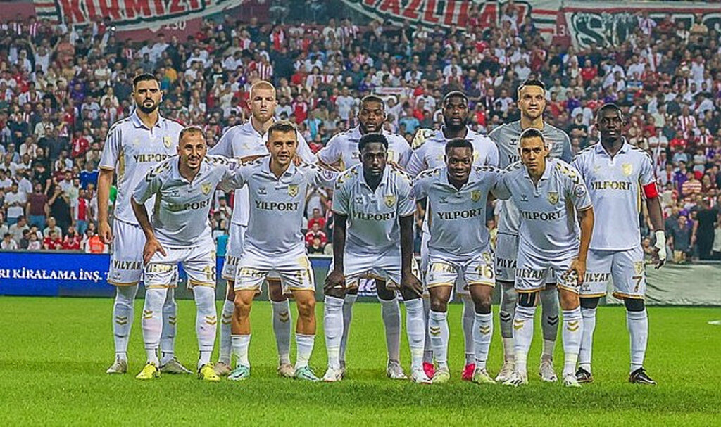 Samsunspor Evinde Fenerbahçe'ye Kaybetti!