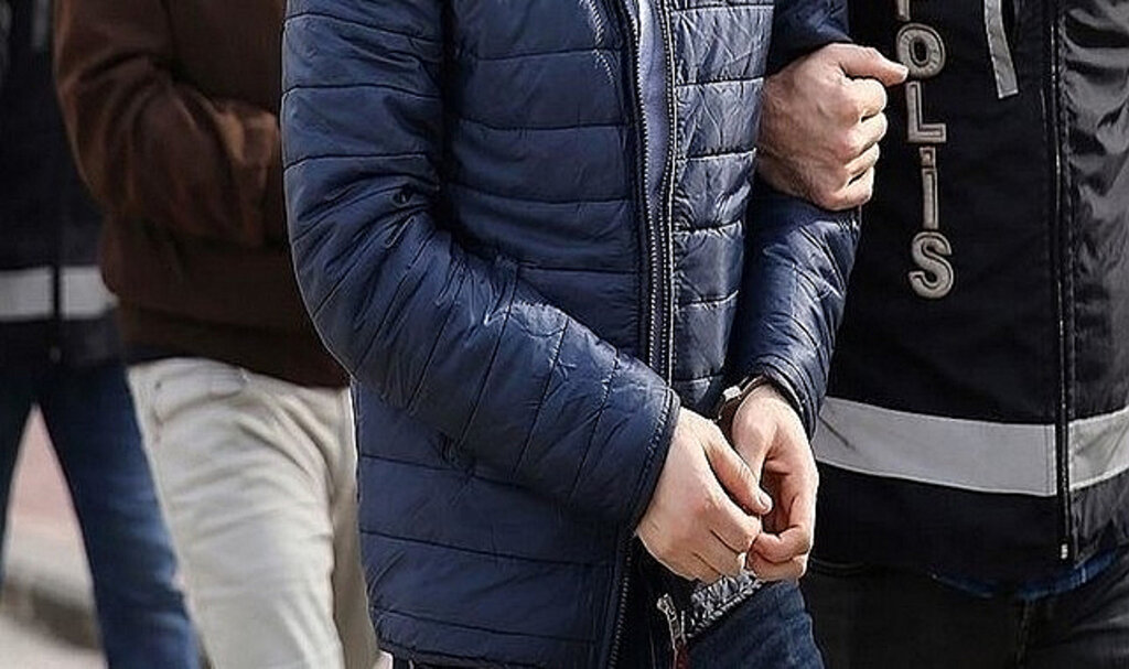 Samsun Emniyeti 2 Günde Aranan 34 Kişiyi Yakaladı!