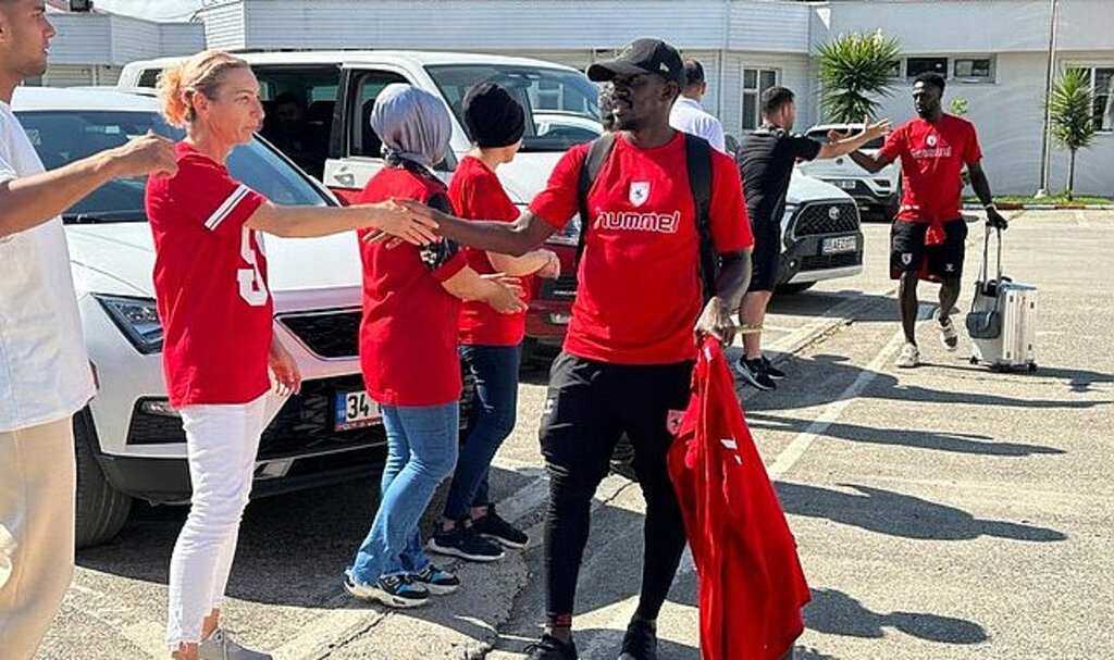 Samsunspor, Galatasaray Maçı İçin Yola Çıktı!