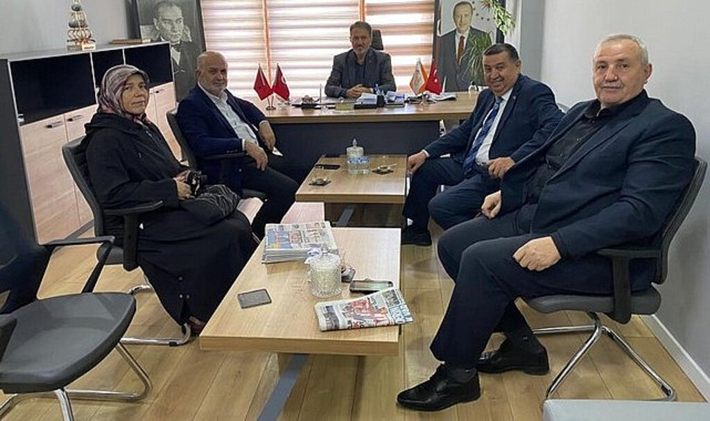 Murat İkiz’den AK Parti Havza ve Vezirköprü İlçe Teşkilatlarına Ziyaret!