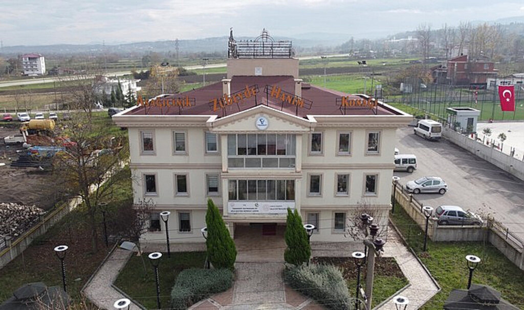 Zübeyde Hanım Konağı’nda Kadınlar Meslek Ediniyor!