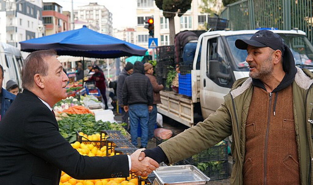 Cevat Öncü, 'Halka Rağmen Siyaset Olmaz'!