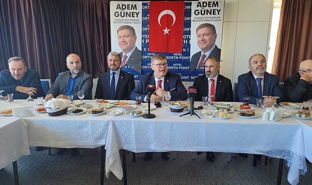 Adem Güney, ‘Vatandaşı Mağdur Ederek Hizmet Yapılmaz’!