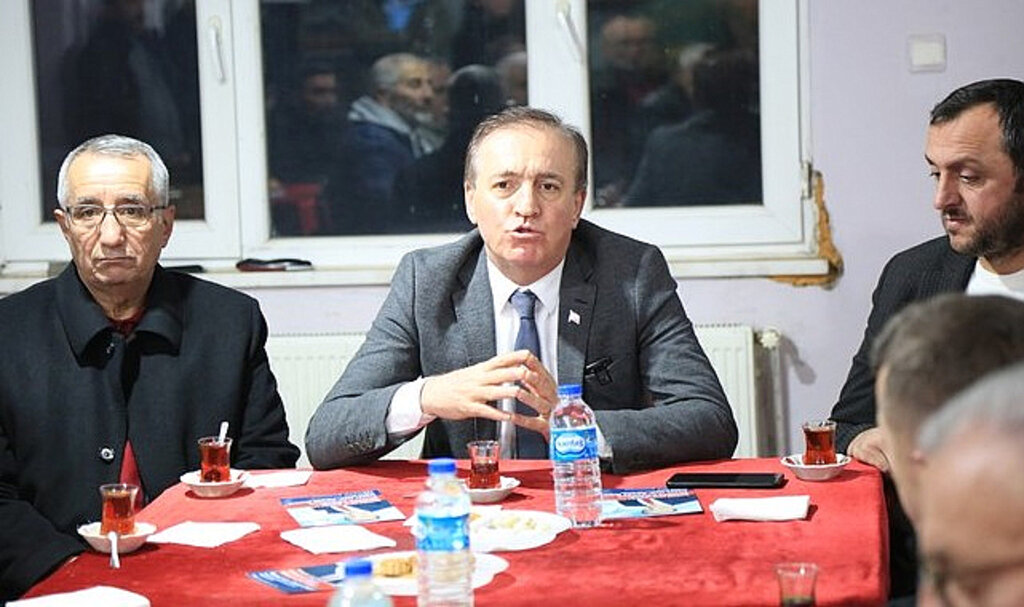 Cevat Öncü’den Batı Çevre Yolu Eleştirisi!