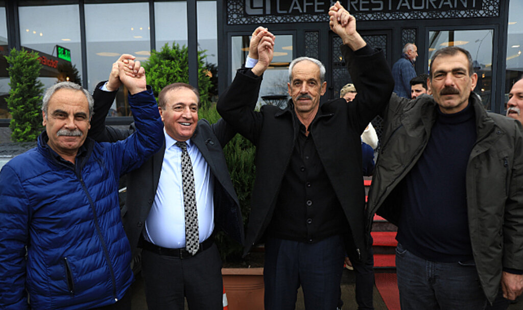 Cevat Öncü Tekkeköy İlçesinde Muhtarlarla Bir Araya Geldi!