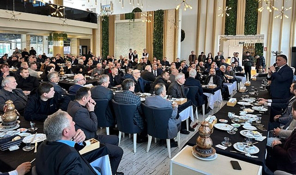 Gür, 'Muhtarlarımız Olmazsa Olmazımız'!