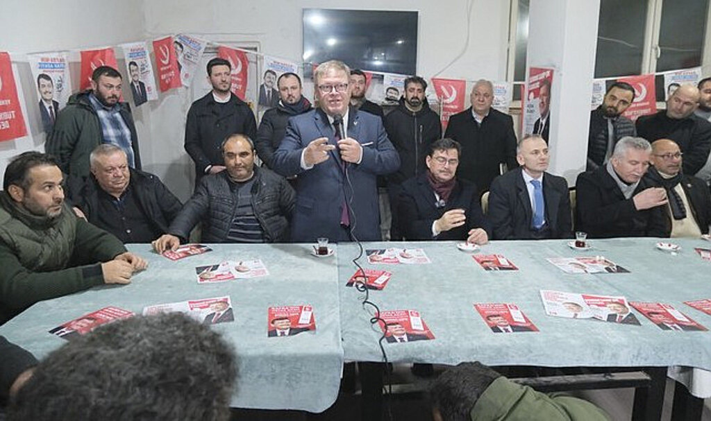 Adem Güney, ‘Şehrinize, Paranıza, Sokağınıza, Gençlerinize Sahip Çıkın’!