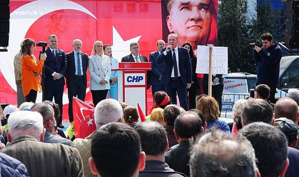 Cevat Öncü, Çarşamba’dan Halit Doğan’a Yüklendi! ‘Zehir Santralini Çarşamba’nın Kalbine Sapladı’