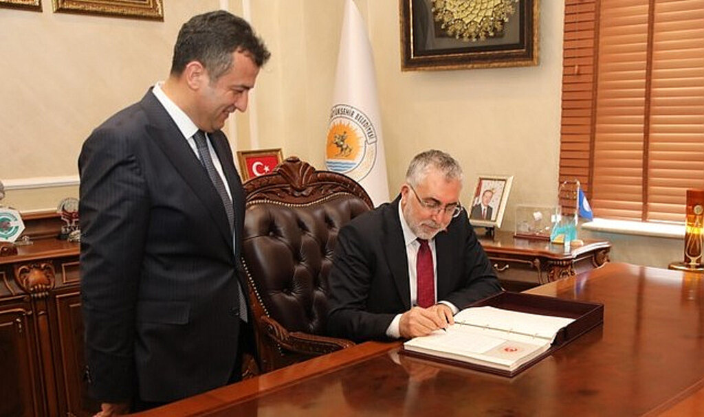 Bakan Işıkhan Başkan Doğan’ı Ziyaret Etti!