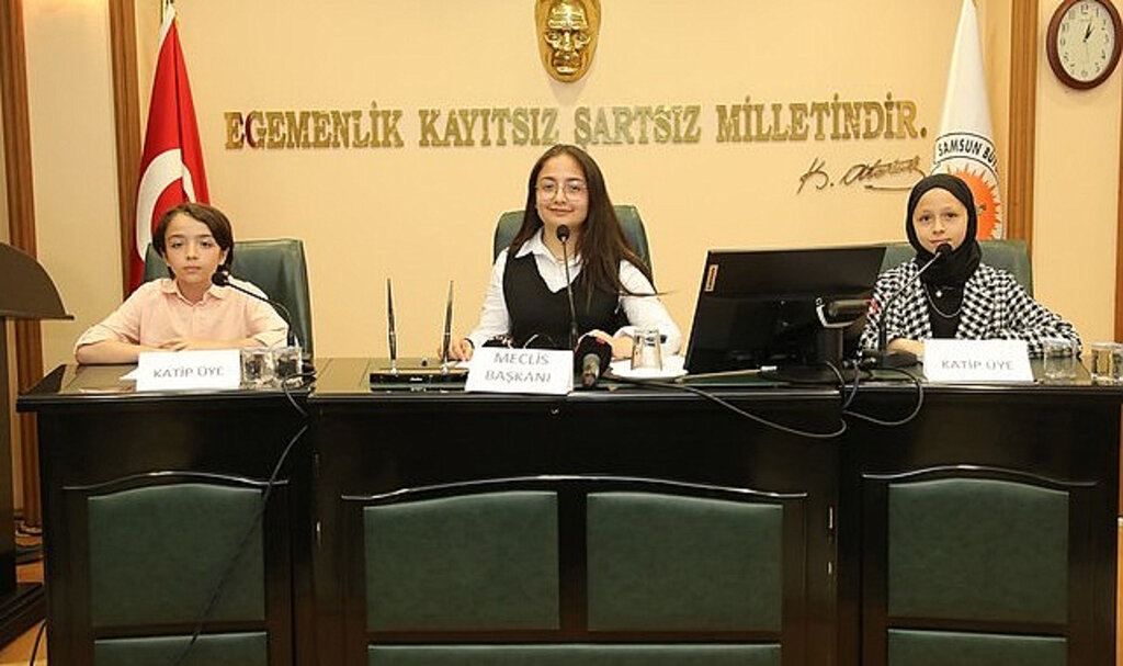 Çocuk Meclisi 23 Nisan’a Özel Toplantıda Bildiri Açıkladı!