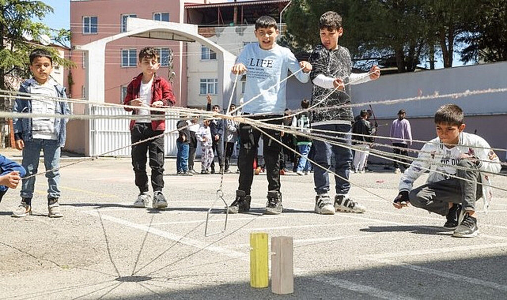 Canik'te Geleneksel Çocuk Oyunları Tanıtıldı!