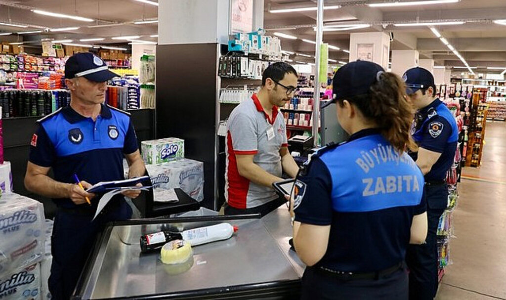 Büyükşehir Zabıtadan Bayram Öncesi Denetim!
