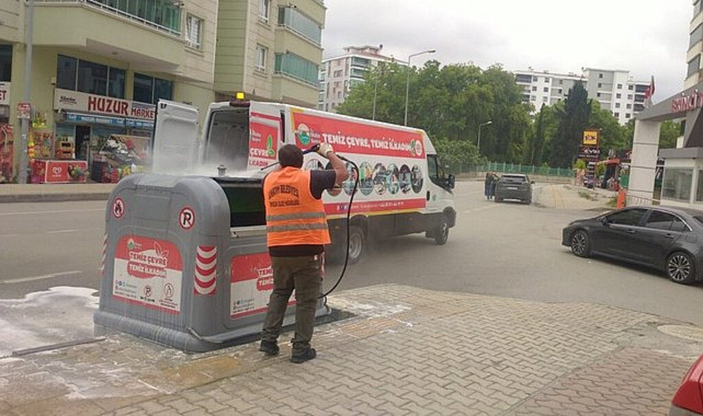 İlkadım’ın Mahallelerinde Detaylı Temizlik Seferberliği!