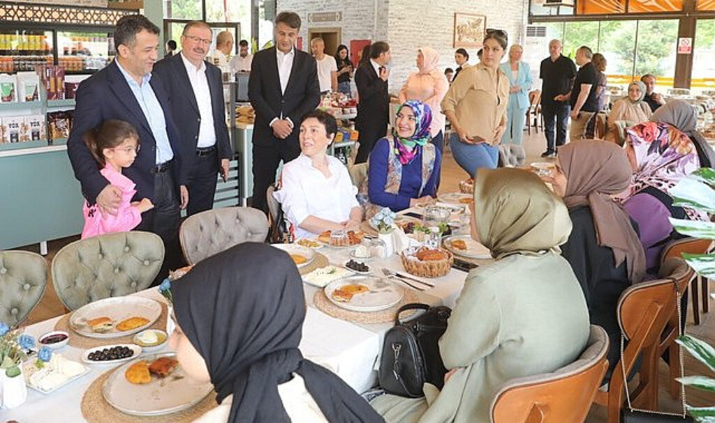 Başkan Doğan Glütensiz Kafe’de Çölyak Hastaları İle Bir Araya Geldi!