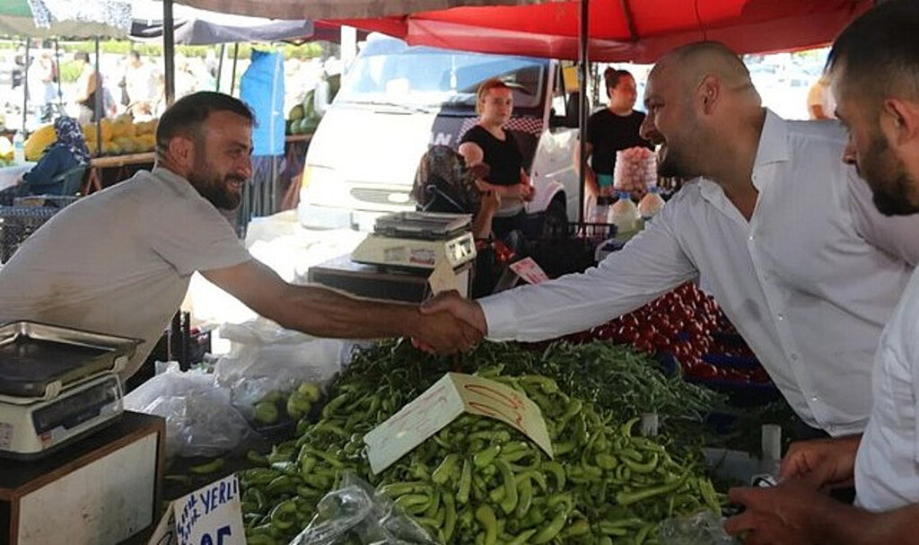 Halka Hizmet İçin Halkın Arasında!