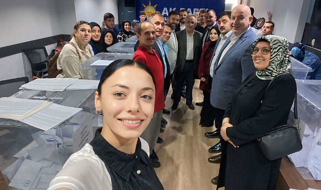 AK Parti'de Mahalle Delege Seçimleri Tamamlandı! 