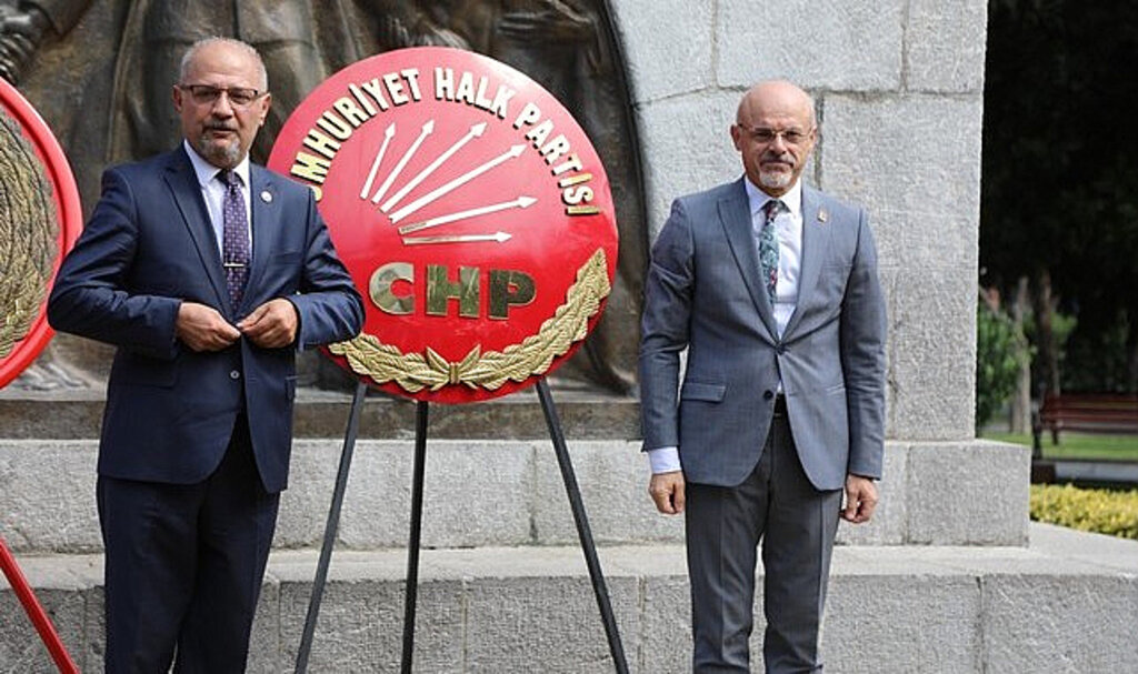 CHP’de Kuruluş Yıldönümü Programları Atatürk Anıtında Başladı!