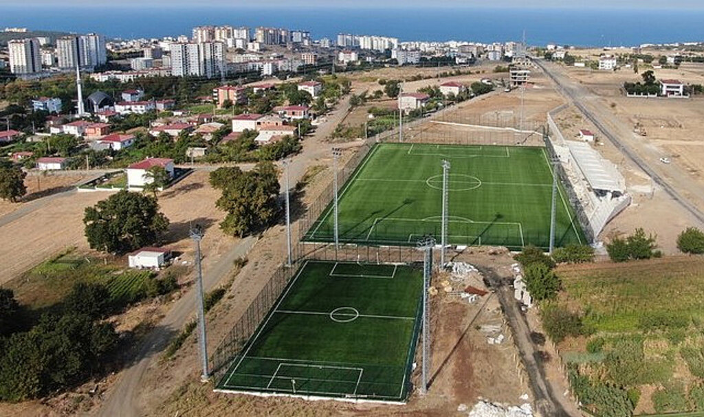 FIFA Standartlarında 3 Futbol Sahası Samsun'a Kazandırılıyor!