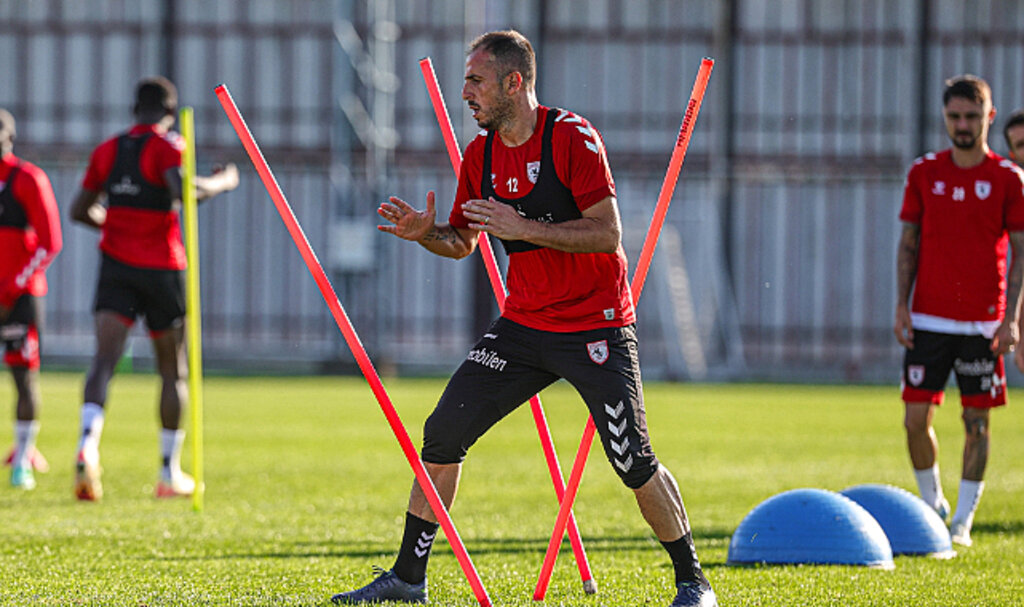 Kaptan Zeki Yavru, Adana Demirspor  Maçı Öncesi Açıklamalarda Bulundu! VİDEOLU
