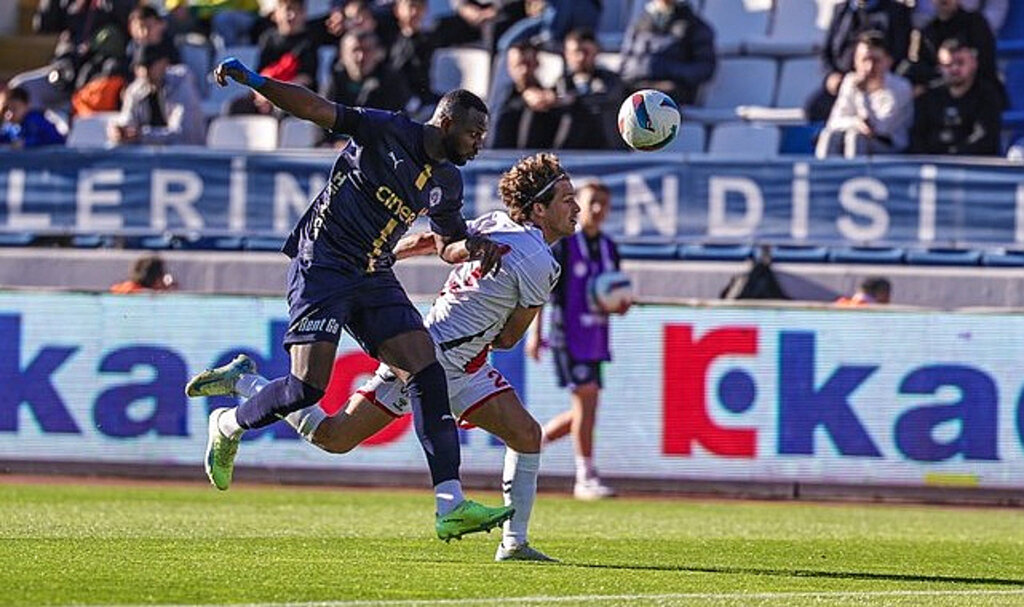 Deplasman Kralı Samsunspor Kazanmaya Devam Ediyor! 4-1