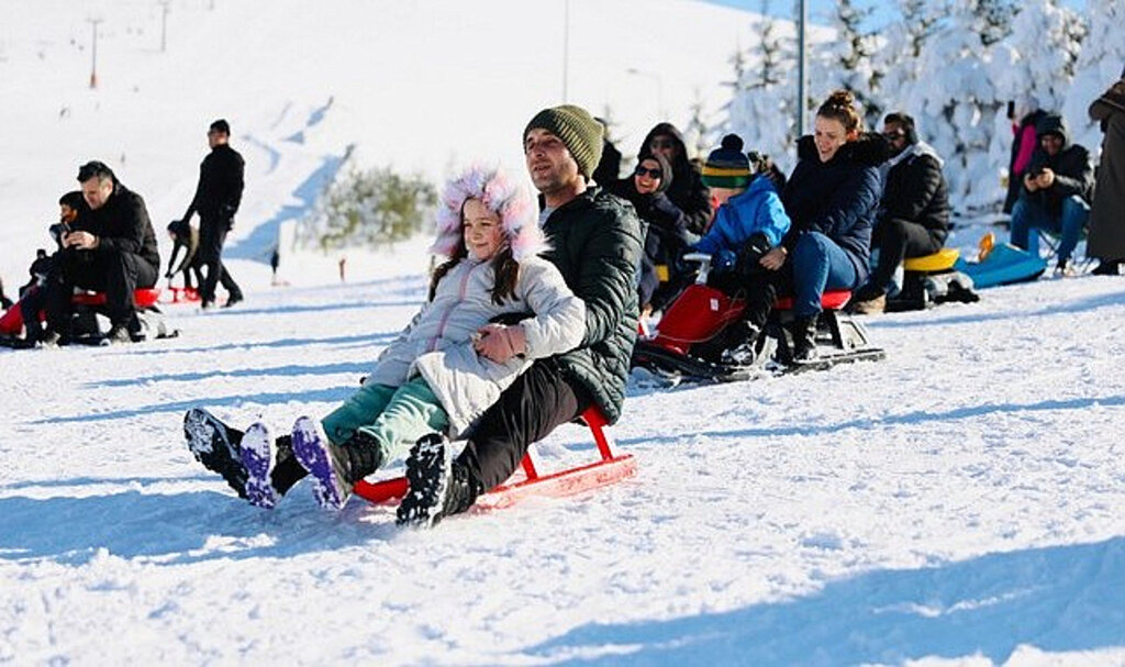 Akdağ Kayak Merkezi’nde Turizm Sezonu Başladı!