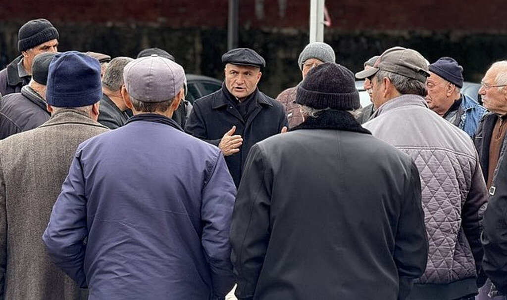 Milletvekili Usta Bekdiğin’de Vatandaşlarla Buluştu!