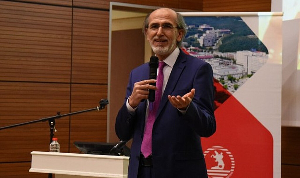 Prof. Dr. Gültekin’den Sağlıklı Yaşam İçin Öneriler!