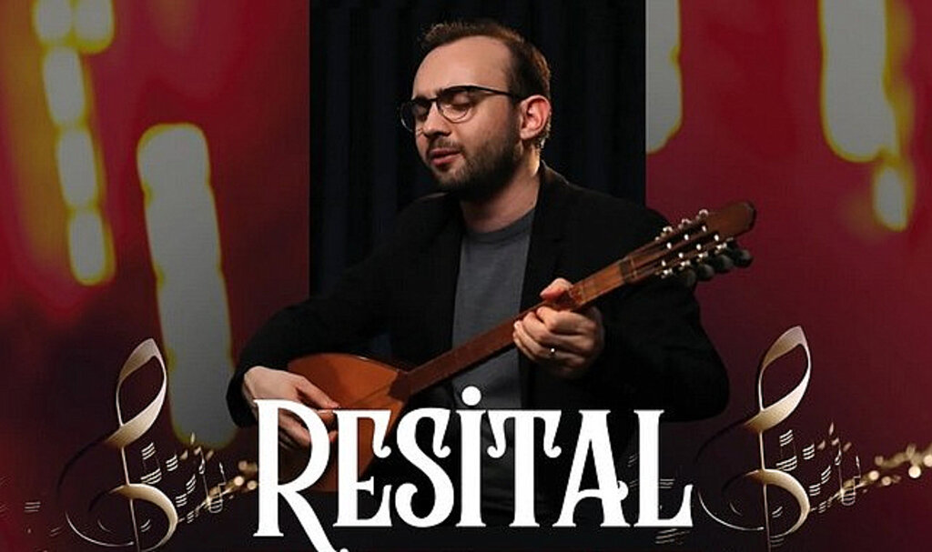 Bağlama Ustasından Ata Sahne’de Resital!