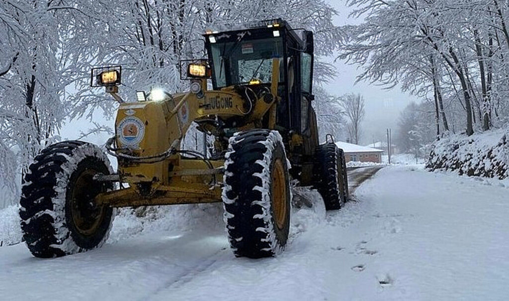 Büyükşehir 17 İlçede Kar Teyakkuzunda!